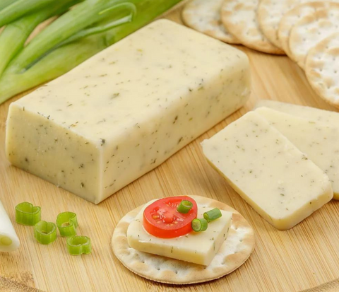 Garlic & Dill Cheddar Cheese - Green Tomato